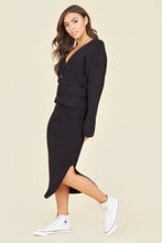 Load image into Gallery viewer, Black Chunky Knitted Ribbed Drop Shoulder Belted Cardigan