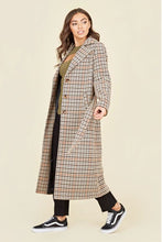 Load image into Gallery viewer, Brown Houndstooth Belted Tortoise Shell Button Trench Coat